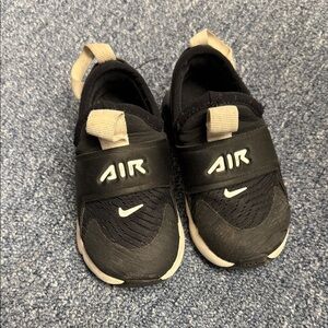 Nike Air Max 270 Extreme Toddler Boy Shoes Black and White Size 7